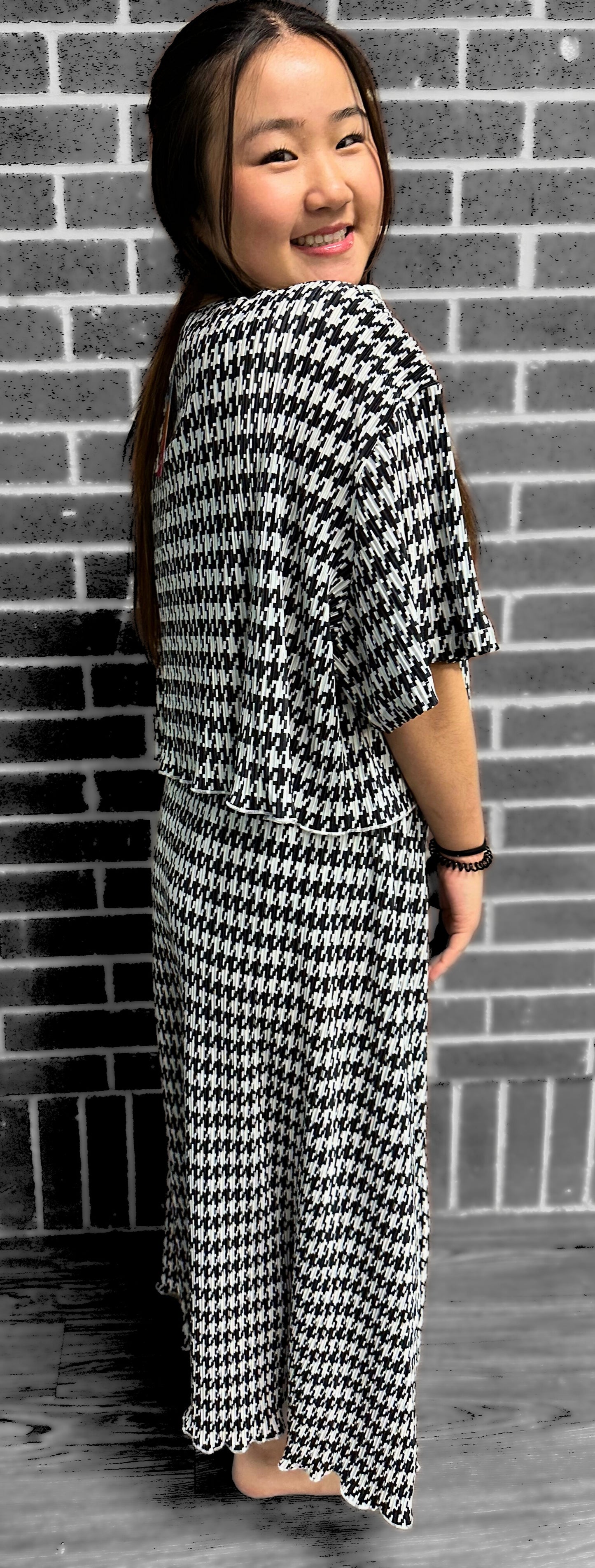 Checkmate Plisse Skirt Set